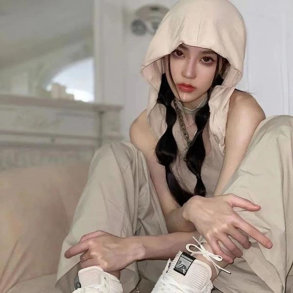 星际迷航：比基尼战神